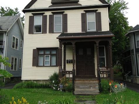 $700+ <strong>Studio</strong>. . Studio apartments rochester ny under 500